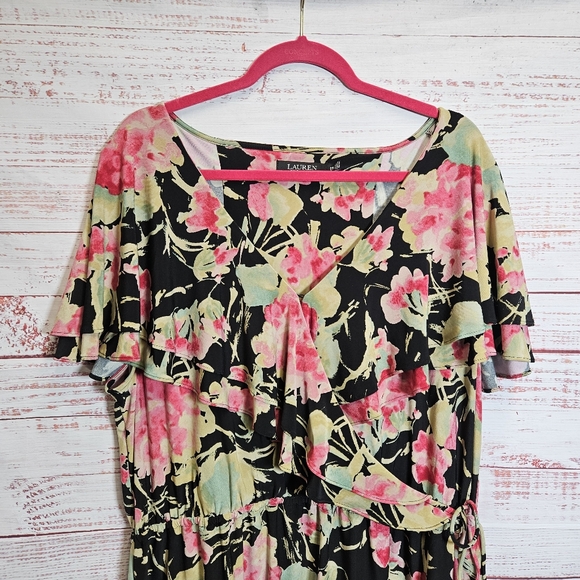 Lauren Ralph Lauren floral flutter sleeve blouse - Picture 6 of 15